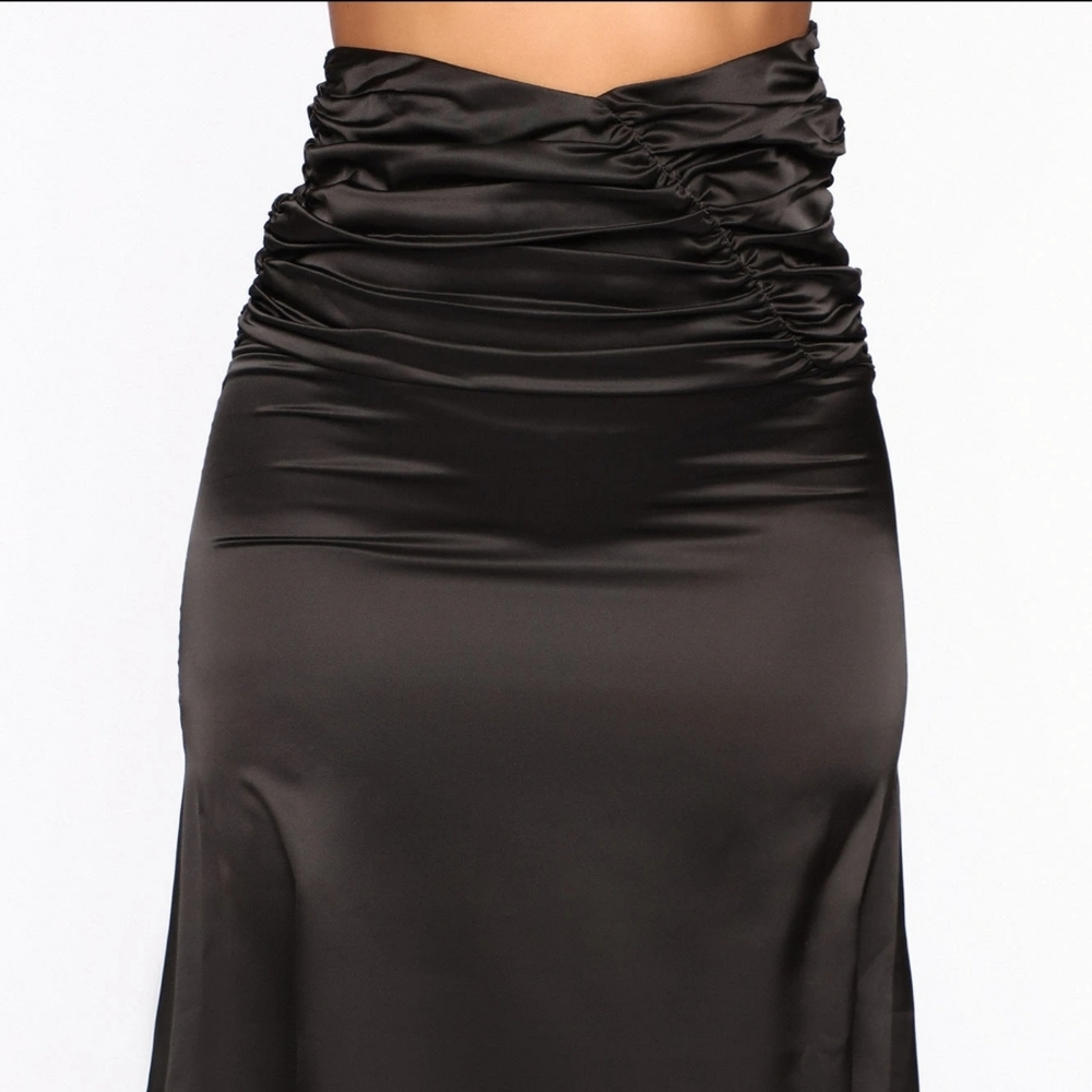 NEW! Fashion Nova Skirt